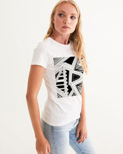 Load image into Gallery viewer, Craglines Shift Women&#39;s Graphic Tee
