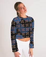 Load image into Gallery viewer, Continuous Peace Women&#39;s Cropped Sweatshirt
