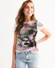 Load image into Gallery viewer, Chalkwater Crush Women&#39;s Tee
