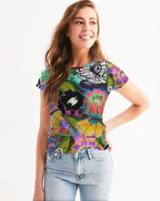 Load image into Gallery viewer, whole LOTTA flowers DOUBLE TAKE Women&#39;s Tee
