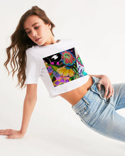 Load image into Gallery viewer, whole LOTTA flowers DOUBLE TAKE Women&#39;s Cropped Tee
