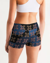 Load image into Gallery viewer, Continuous Peace Women&#39;s Mid-Rise Yoga Shorts
