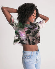 Load image into Gallery viewer, Chalkwater Crush Women&#39;s Lounge Cropped Tee
