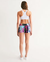 Load image into Gallery viewer, urbanAZTEC Women&#39;s Mid-Rise Yoga Shorts
