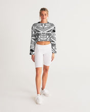 Load image into Gallery viewer, Craglines Shift Women&#39;s Cropped Sweatshirt
